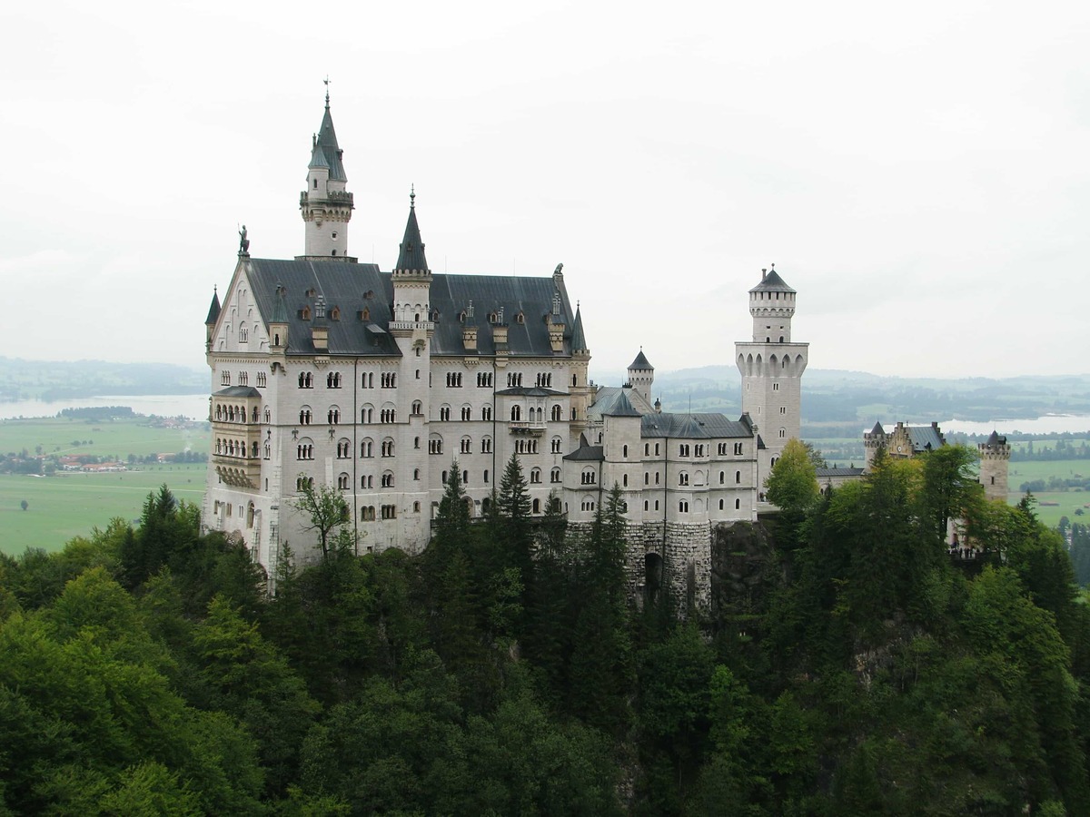 Hohenwerfen Castle & Eisriesenwelt tour